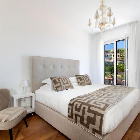 Sorrentovibes - Luxury Home Sea View & Jacuzzi In Sorrento Centre Εξωτερικό φωτογραφία